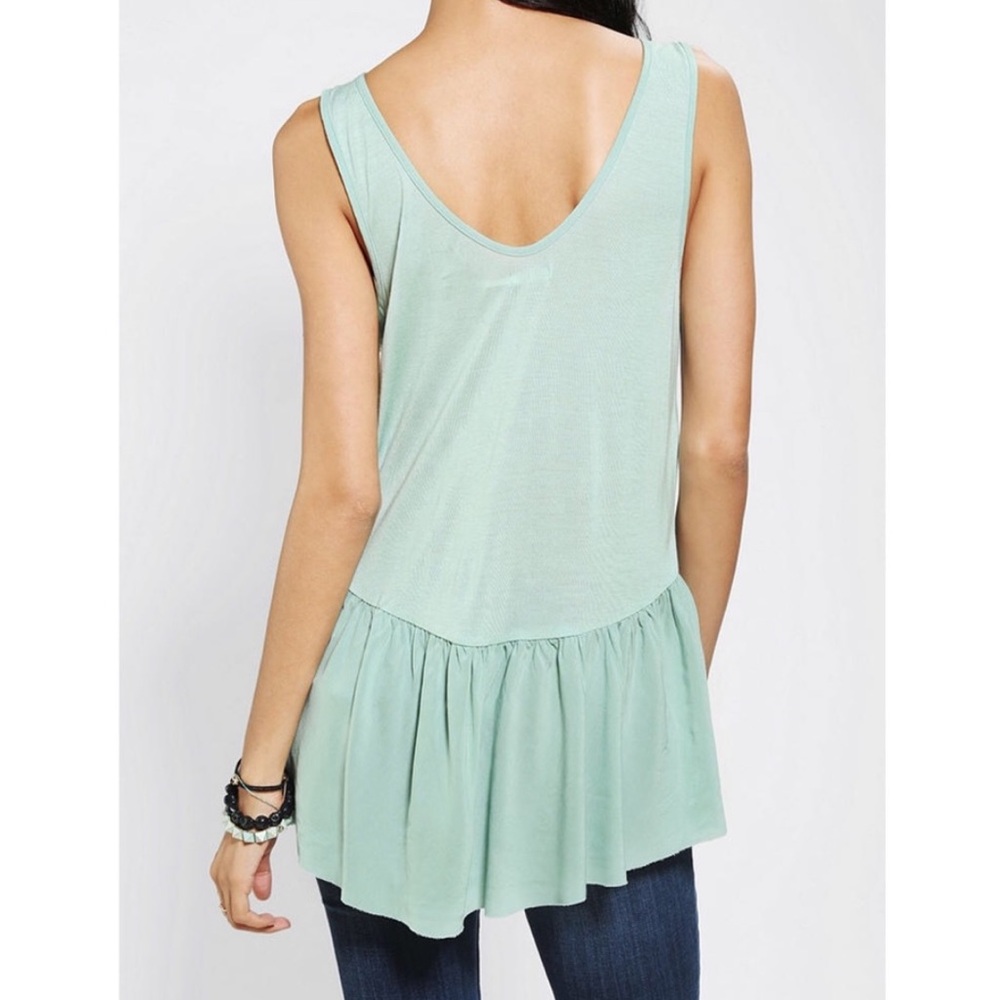 Kimchi Blue sea foam green lace detail ruffle peplum top - Picture 4 of 7